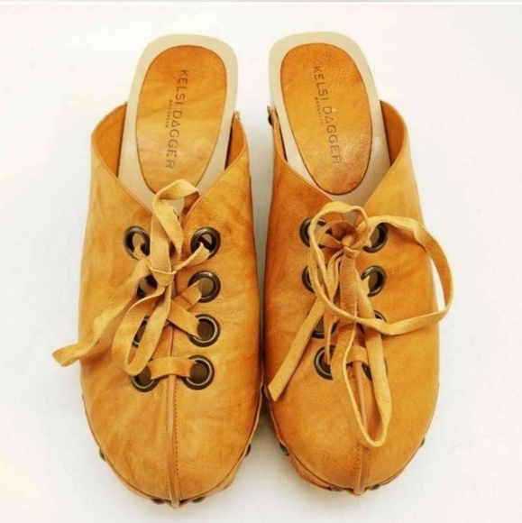 Kelsei Dagger clogs - Picture 1 of 7